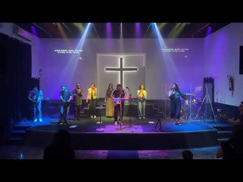 Noite de Domingo,23/10/2022 em Jardim da Luz – Rua do Petróleo 20 – CG – Rio de Janeiro – RJ.