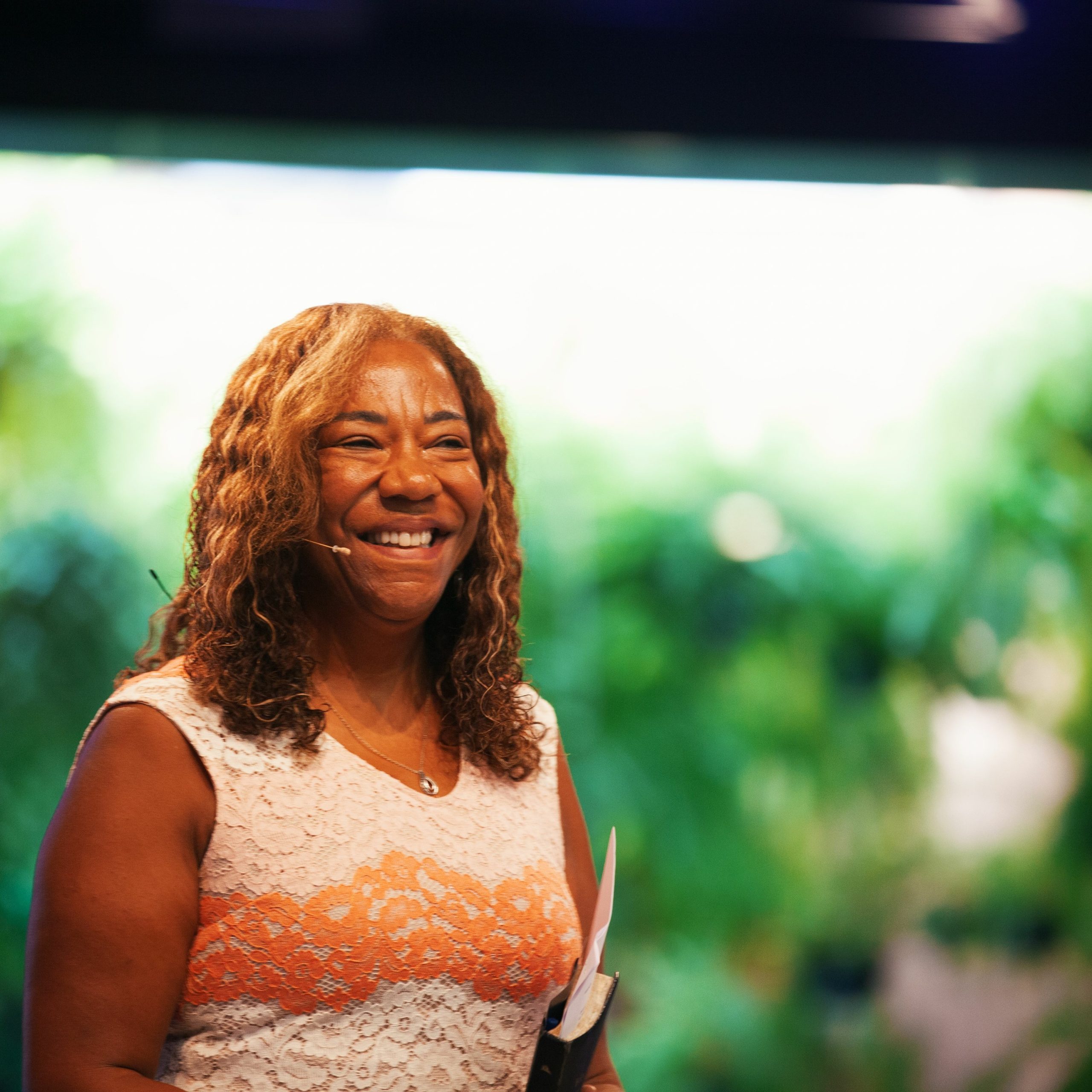 “A identidade de Jesus na minha identidade” | Roseni Welmerink